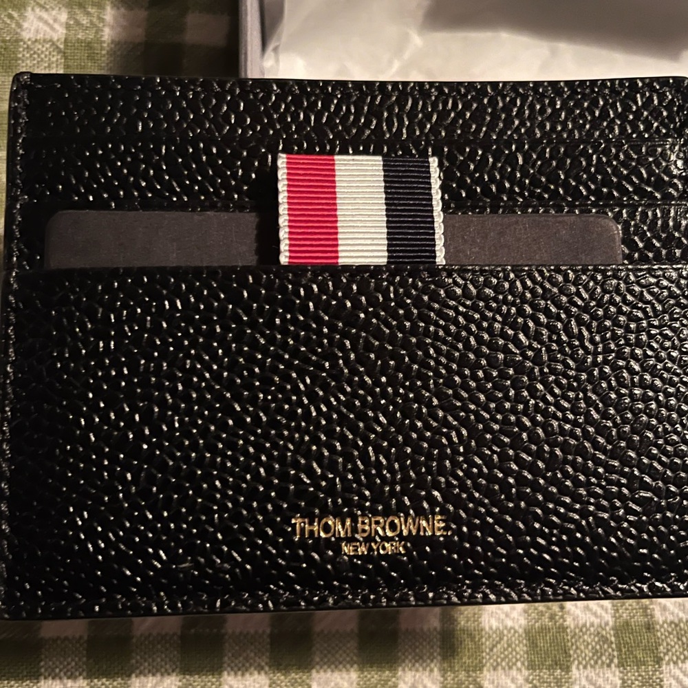 Thom Browne. Card Holder Wallet in Pebble Grain Leather